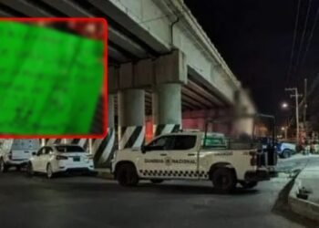 Encuentran cuerpo con signos de tortura, acompañado de un mensaje amenazante colgado de un puente en Guanajuato