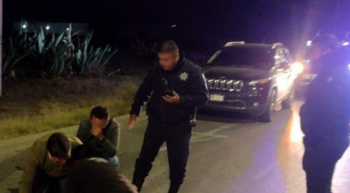 Muere mujer trabajadora de la Comisión de Agua y Alcantarillado al quedarse dormida y caer de vehículo en movimiento en Hidalgo