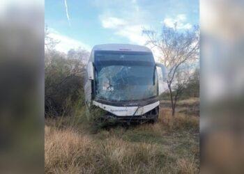 Accidente vial en carretera Cd. Obregón-Guaymas no deja lesionados