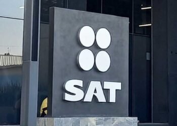 ¿Qué se necesita para trabajar en el SAT y cuánto se gana?