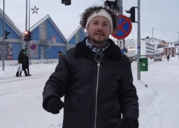 Luisito Comunica visita el país más vacío y “más triste” del mundo: ¿Cómo es vivir ahí?