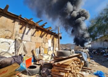Queman basura en la Bella Vista