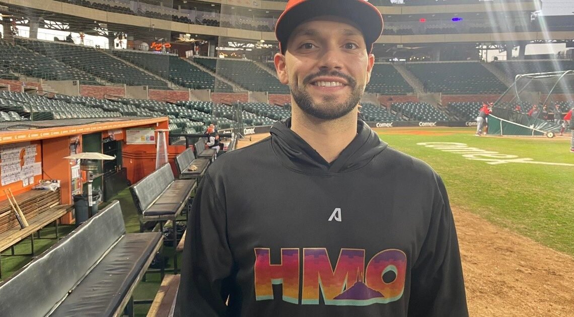 Compara César Salazar ‘walk off’ contra Águilas con su primer hit
