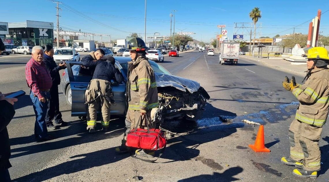 Choque en Periférico Sur y Paseo Las Lomas deja una persona lesionada