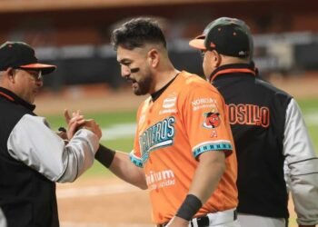 Doblete de Salazar pone adelante a Naranjeros en semifinales