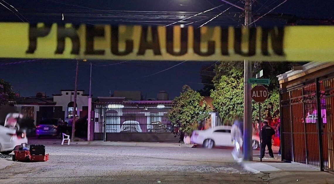 Una mujer murió a balazos y otra más resultó lesionada en un domicilio ubicado en la colonia Villa Colonial
