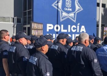 Riden homenaje a Enrique Morales Alcántar por sus 30 años de servicio en Seguridad Pública Municipal: HMO