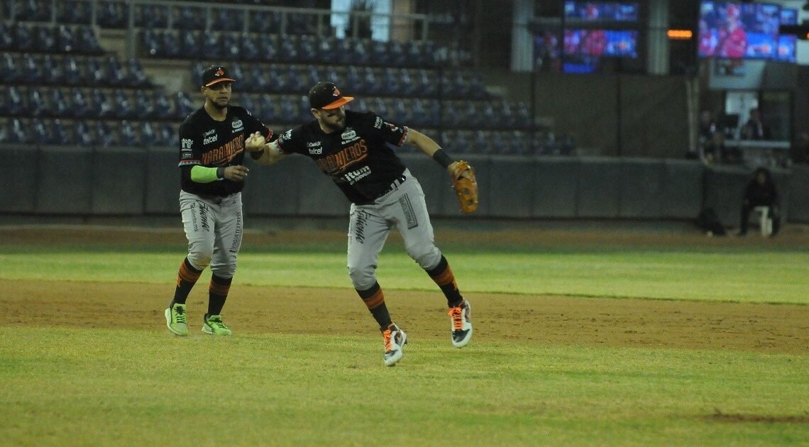 ¡Gran regreso de los Naranjeros! ¡Gran regreso de los Naranjeros!