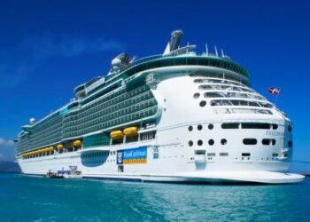 Escándalos y tensiones en crucero de 9 meses de Royal Caribbean