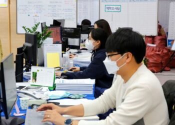 Gobierno surcoreano permite jornadas laborales de hasta 21,5 horas