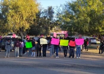 Exigen camión escolar en secundaria de Navojoa
