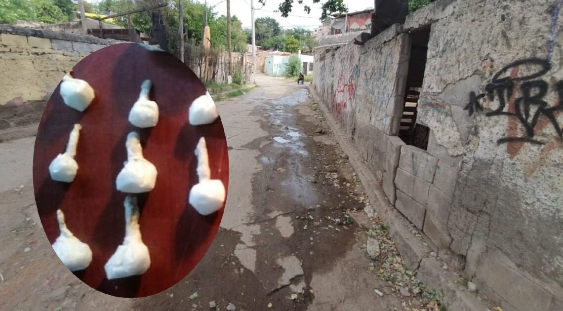 Detienen a mujer en Cañada de los Negros, en Hermosillo, con ocho envoltorios de droga