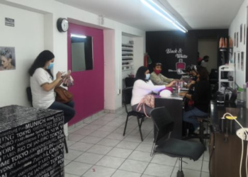 Estéticas del centro de Hermosillo tienen buena afluencia por Año Nuevo