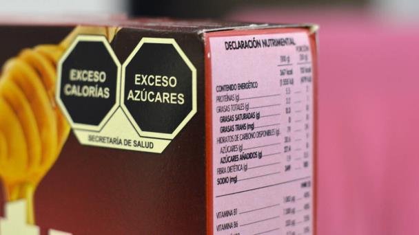 Controversia en redes sociales por efectividad de etiquetado de alimentos Controversia en redes sociales por efectividad de etiquetado de alimentos