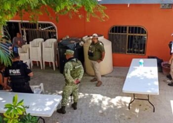 Hombres armados secuestran a nueve personas en Guerrero