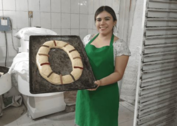 La familia Anduaga tiene más de 30 años elaborando las tradicionales roscas