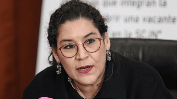 Lenia Batres devuelve 82 mil pesos de remuneraciones recibidas por la SCJN Lenia Batres devuelve 82 mil pesos de remuneraciones recibidas por la SCJN