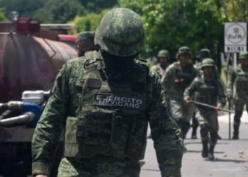 FGR anuncia que impugnará decisión de liberar a militares del caso Ayotzinapa