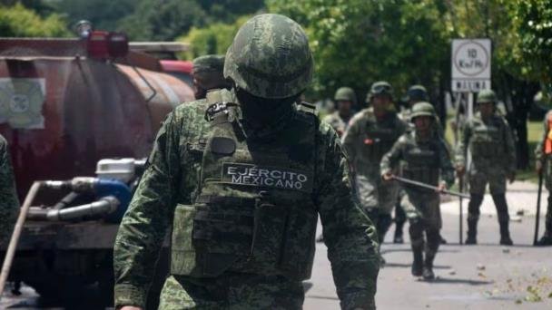 FGR anuncia que impugnará decisión de liberar a militares del caso Ayotzinapa FGR anuncia que impugnará decisión de liberar a militares del caso Ayotzinapa
