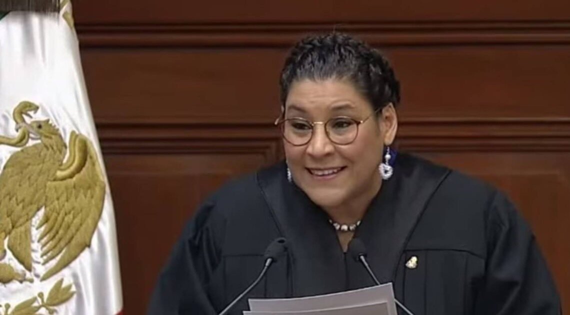 Corte niega la petición de Lenia Batres de disminuir su sueldo: permite reintegrar a la Tesorería los recursos que ella considere Corte niega la petición de Lenia Batres de disminuir su sueldo: permite reintegrar a la Tesorería los recursos que ella considere
