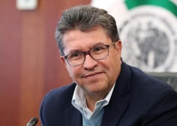 Morena debe de estar unido ante los ataques de la oposición, afirmó Monreal
