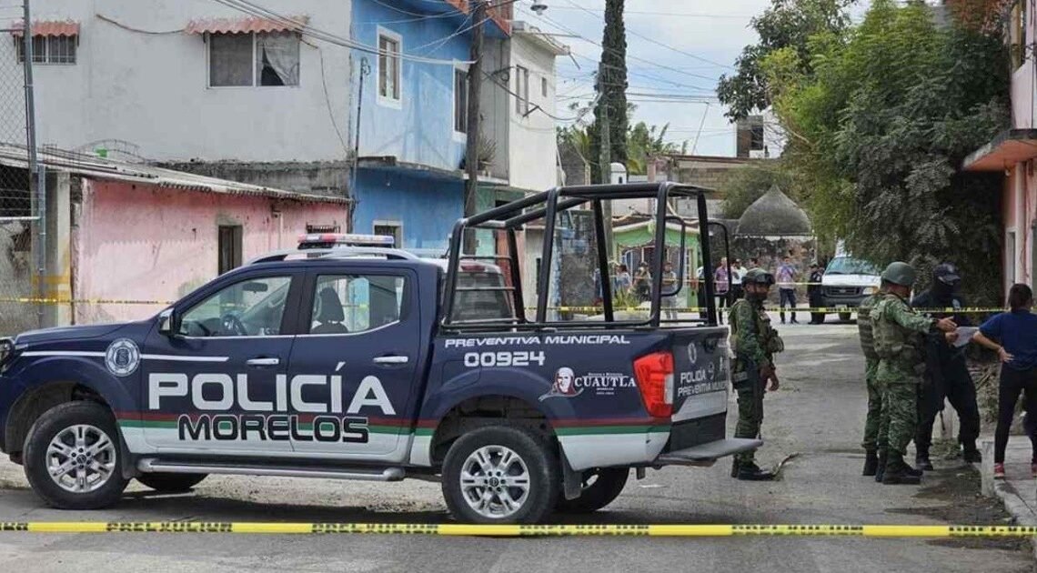Grupo armado acribilla a tres en Morelos y deja dos heridos, incluido alumno de secundaria Grupo armado acribilla a tres en Morelos y deja dos heridos, incluido alumno de secundaria