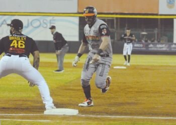 Naranjeros vuelve a sufrir contra Mayos pero amplía su ventaja en la serie