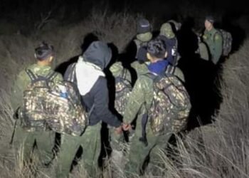 Localizan a nueve migrantes en cruce fronterizo Sonora-Arizona