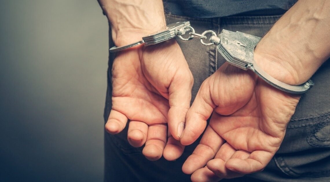 Agrede a su papá después que le llamó la atención por no trabajar Agrede a su papá después que le llamó la atención por no trabajar