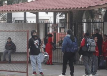 Recorren horarios escolares por bajas temperaturas en Sonora