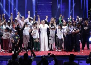 Sandra Cuevas presentó su nueva organización política