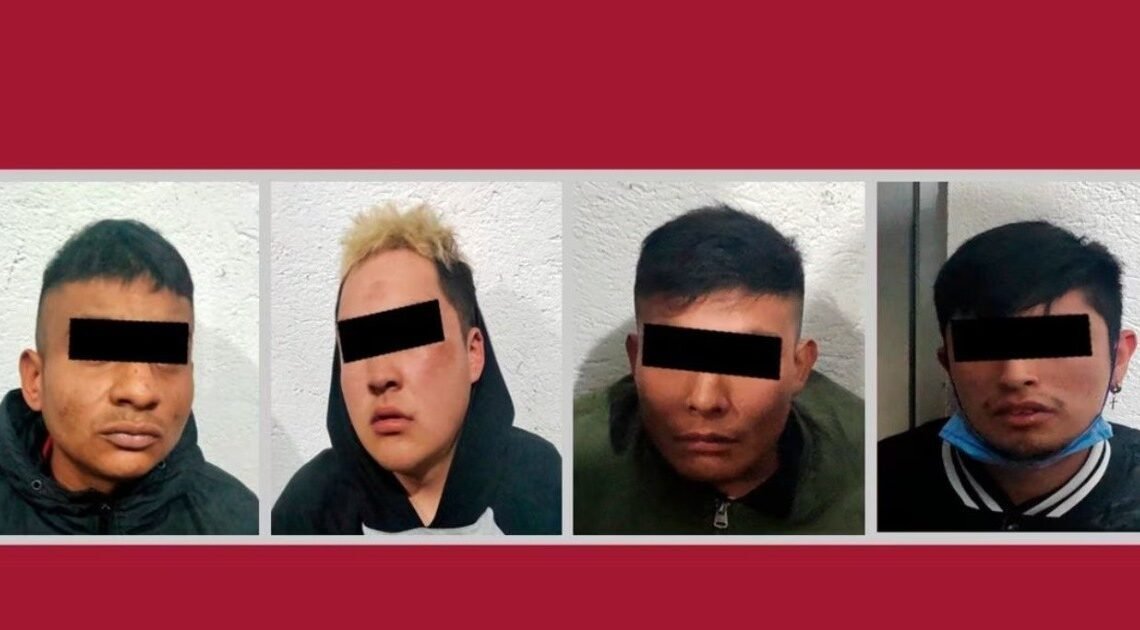 Gracias a denuncias de vecinos, rescatan a dos mujeres secuestradas en Edomex Gracias a denuncias de vecinos, rescatan a dos mujeres secuestradas en Edomex