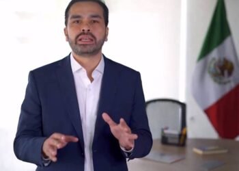 Álvarez Máynez plantea adoptar “el modelo Bukele” de seguridad para combatir la violencia en México