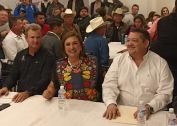 Xóchitl Gálvez se reúne con productores agrícolas del sur de Sonora