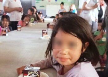 Alumnos de la Unison organiza colecta de alimentos para ayudar a menores