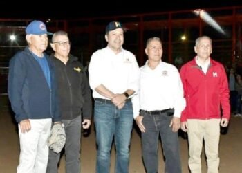 Inauguran tercer campo de beisbol en El Cárcamo