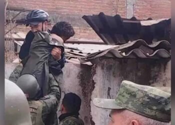 Rescatan a mujer que duró una semana encerrada en una cisterna