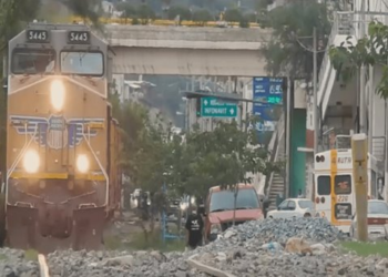 Informará AMLO sobre reubicación de vías del tren en Nogales