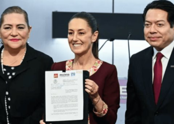 Se registra Claudia Sheinbaum ante INE como candidata presidencial