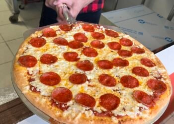 La Torre de Pisa Prados del Sol: Innovación en Pizza a tu Gusto