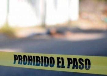 Mueren madre e hijo tras ser arrollados mientras duermen