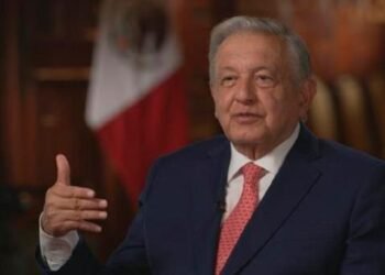 “No somos protectorado de ningún país extranjero”: AMLO acusa a Greg Abbott