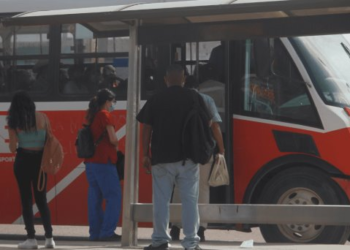Detienen a joven por “tocarse” en camión Línea 11 de Hermosillo
