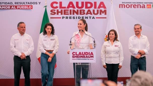 Sheinbaum presenta 11 propuestas para erradicar violencia contra la mujer Sheinbaum presenta 11 propuestas para erradicar violencia contra la mujer