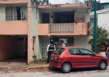 Explosión en fraccionamiento deja un muerto y casas destruidas