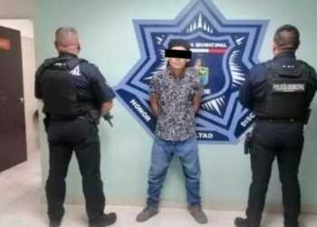 Agrede a su hija de 4 años por llorar y golpea a su esposa por defenderla