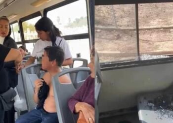 Vandalizan con piedras a camión urbano y lesionan a usuario