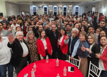 Beltrones llama a no intimidarse por amenazas sobre programas sociales