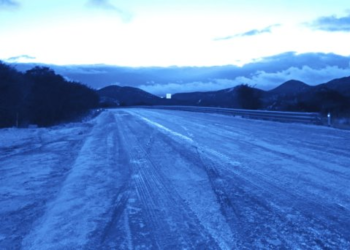 Reabren tramo en carretera Ímuris-Cananea tras intensa nevada