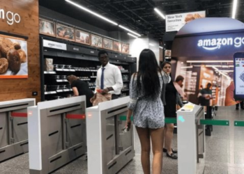 ¿Fraude? Tecnología IA de Amazon Go eran trabajadores en la India
